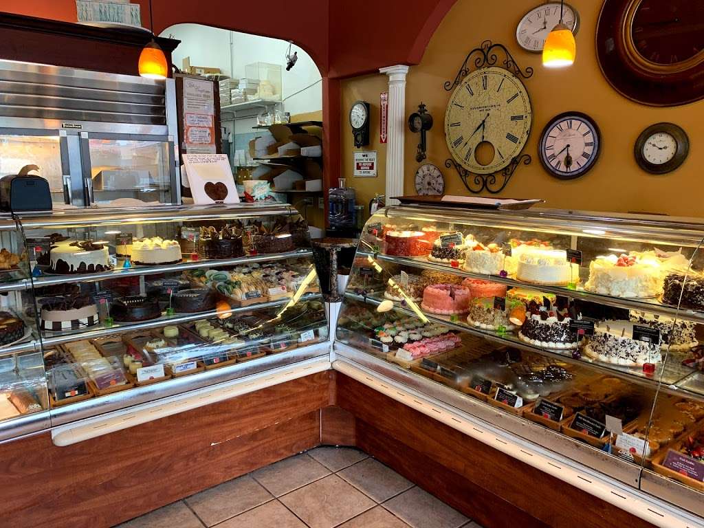 La Patisserie Bakery | 19758 Stevens Creek Blvd, Cupertino, CA 95014, USA | Phone: (408) 446-4744