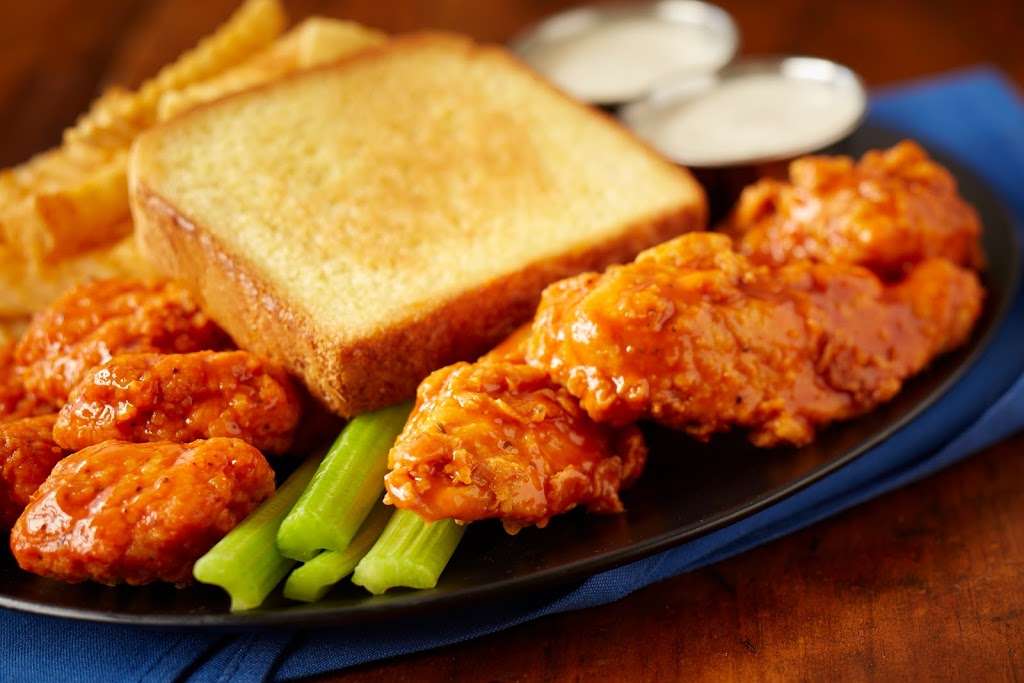 Zaxbys Chicken Fingers & Buffalo Wings | 3460 E Franklin Blvd, Gastonia, NC 28056, USA | Phone: (704) 862-0909