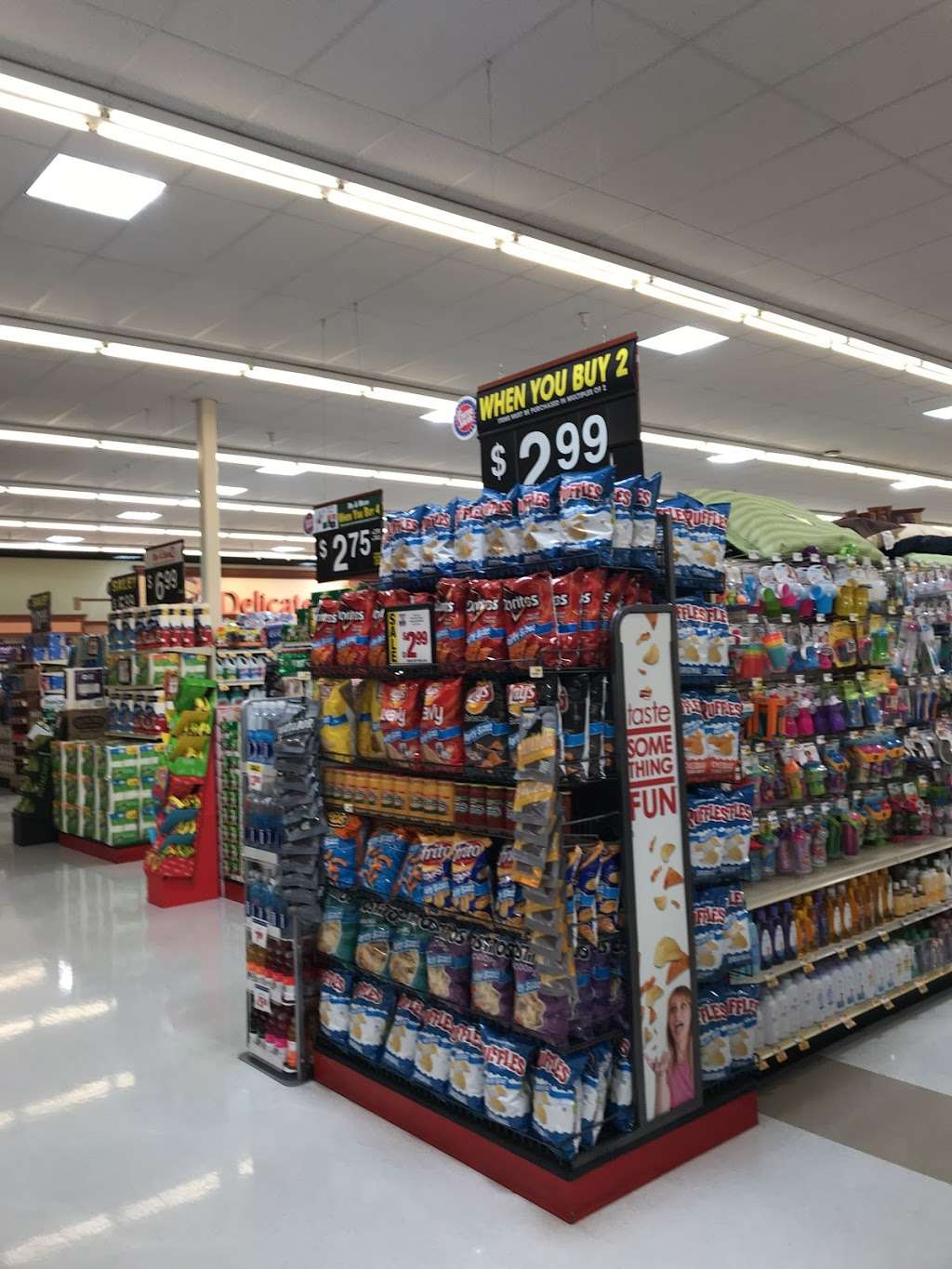 Stater Bros. Markets | 2841 Mary St, Riverside, CA 92506, USA | Phone: (951) 682-3101