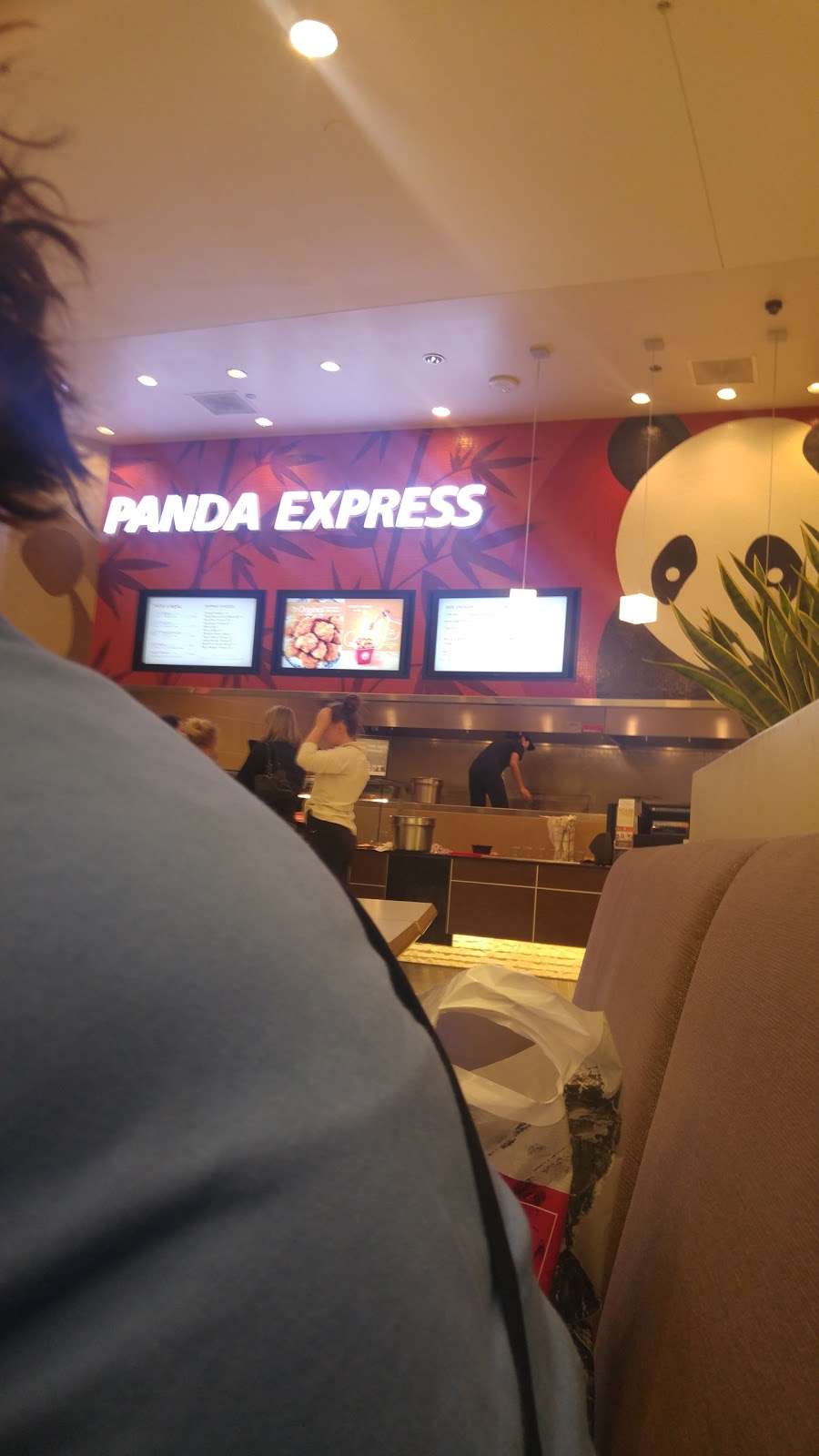 Panda Express | 122 Hawthorn Center, Vernon Hills, IL 60061, USA | Phone: (847) 918-9829