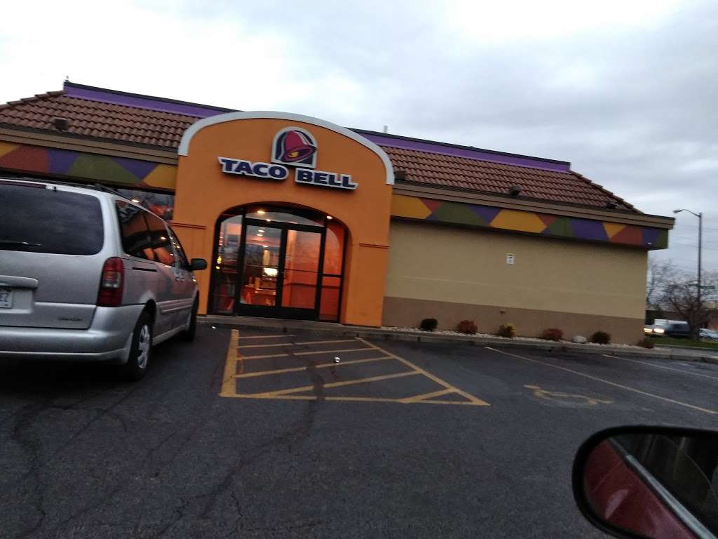 Taco Bell | 1402 N Arlington Ave, Indianapolis, IN 46219, USA | Phone: (317) 353-0214