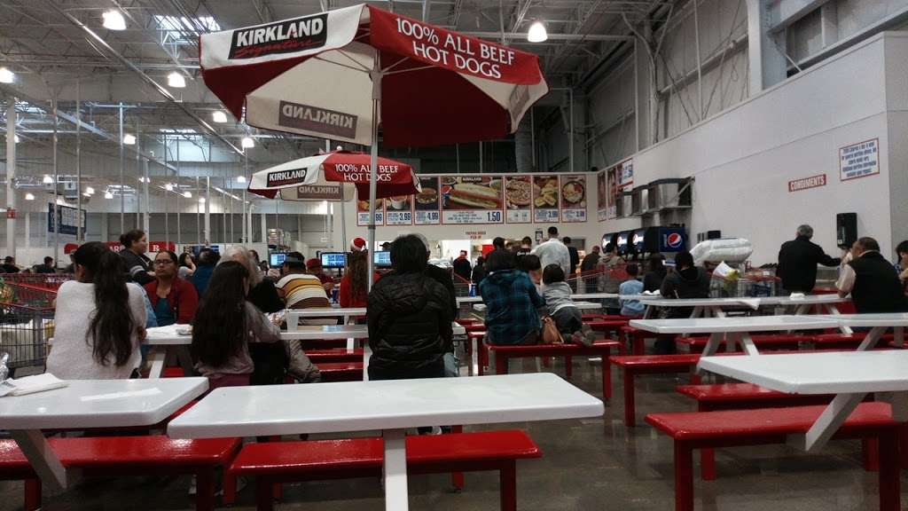 Costco Food Court | 2201 Senter Rd, San Jose, CA 95112, USA | Phone: (408) 275-0199