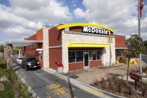 McDonalds | 8020 N Lower Sacramento Rd, Stockton, CA 95210, USA | Phone: (209) 279-1243