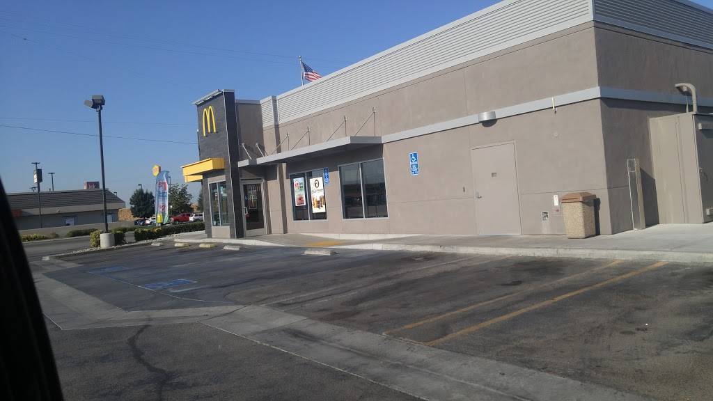 McDonalds | 356 Weedpatch Hwy, Bakersfield, CA 93307, USA | Phone: (661) 364-0430