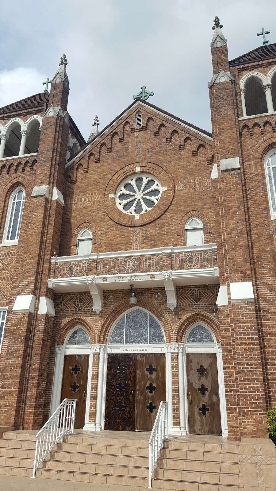 Blessed Sacrament Catholic Church | 4015 Sherman St, Houston, TX 77003, USA | Phone: (713) 224-5291