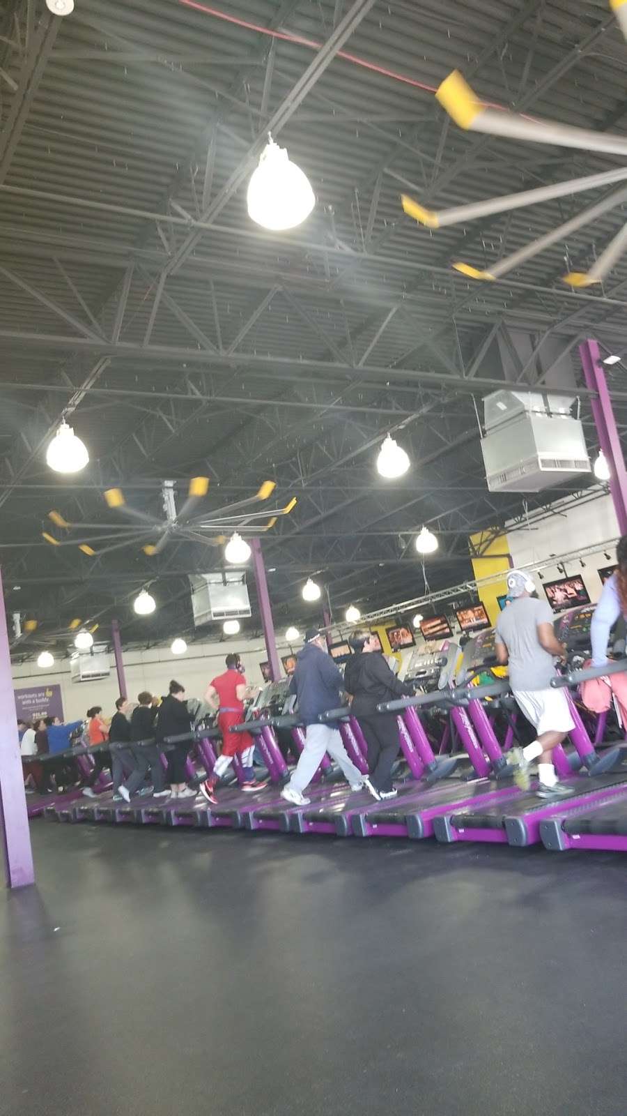 Planet Fitness | 2350 W Oregon Ave, Philadelphia, PA 19145, USA | Phone: (215) 551-9000