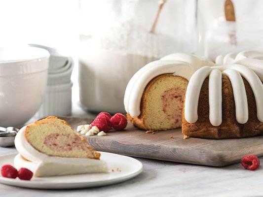 Nothing Bundt Cakes | 2019 E Del Mar Blvd Suite 300, Laredo, TX 78041, USA | Phone: (956) 704-9111