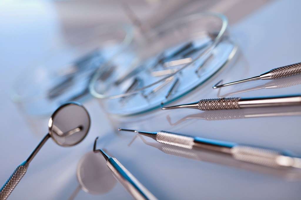 Apex Endodontics: Michael Sang Ro DDS | 1617, 446 NY-304 suite b, Bardonia, NY 10954, USA | Phone: (845) 694-3626