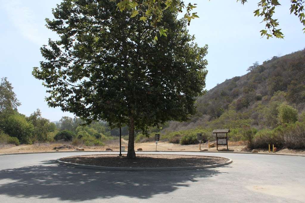 Challenger Park Trailhead | 105 Challenger Park Rd, Simi Valley, CA 93065, USA | Phone: (805) 584-4400