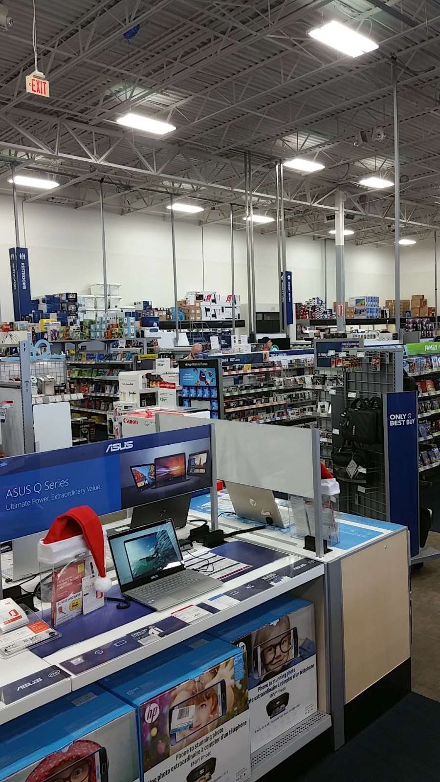 Best Buy | 1775 Chamberside Dr, Rock Hill, SC 29730, USA | Phone: (803) 366-8000