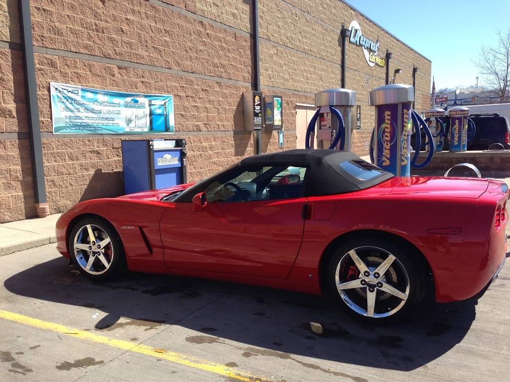 Mikes Carwash | 6527 Harrison Ave, Cincinnati, OH 45247, USA | Phone: (513) 389-4270