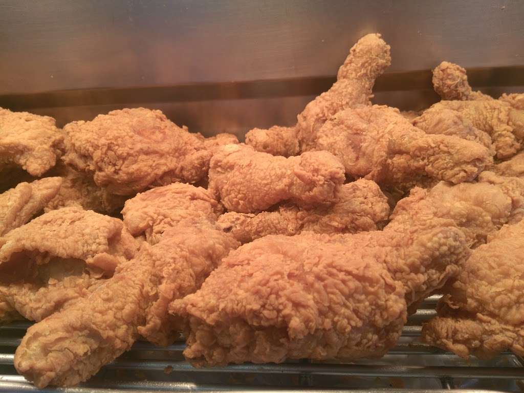 Churchs Chicken | 9405 Guilbeau Rd, San Antonio, TX 78250, USA | Phone: (210) 684-1407