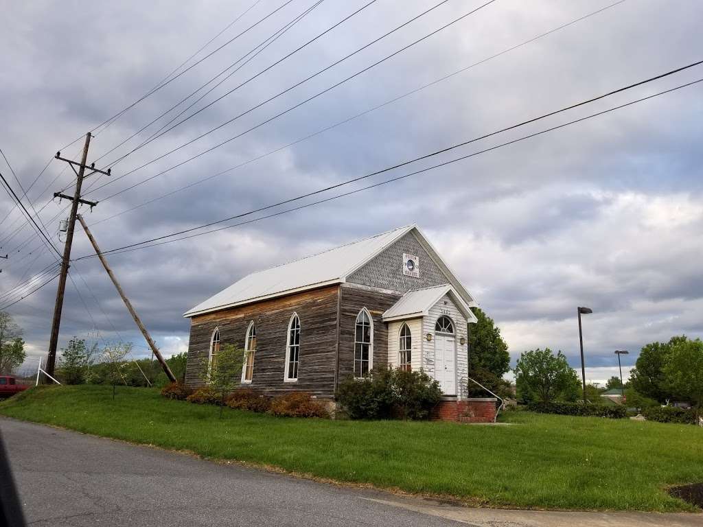 Stines Chapel | 1482 N Frederick Pike, Winchester, VA 22603, USA