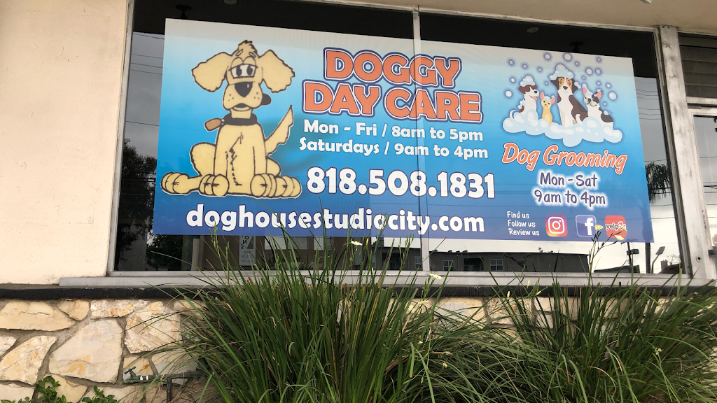 The Dog House | 12440 Moorpark St, Studio City, CA 91604, USA | Phone: (818) 508-1831