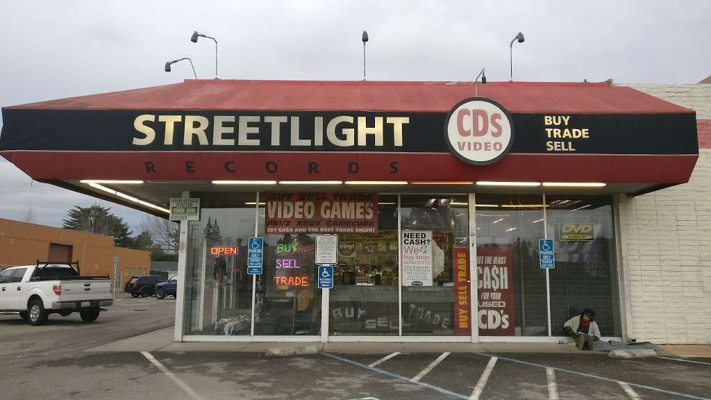 Streetlight Records | 980 S Bascom Ave, San Jose, CA 95128, USA | Phone: (408) 292-1404