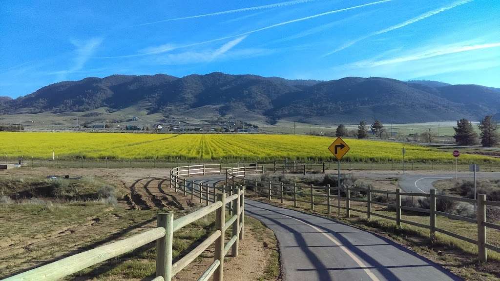 Tucker Bike Trail Entry | 20401 Tucker Rd, Tehachapi, CA 93561, USA