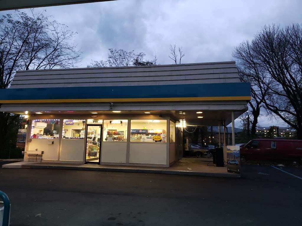 Valero Gas Station & Convenience Store | 410 Greenwood Ave, Trenton, NJ 08609, USA | Phone: (609) 392-4449