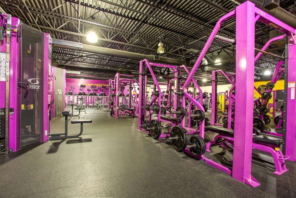 Planet Fitness | 5920 Metropolis Way, Orlando, FL 32811, USA | Phone: (407) 473-6086