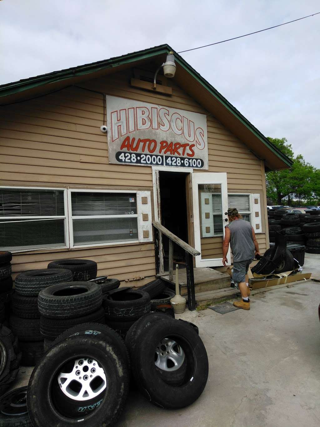 Hibiscus Wholesale Auto Parts Inc | 115 N Flagler Ave, Edgewater, FL 32132, USA | Phone: (386) 428-2000