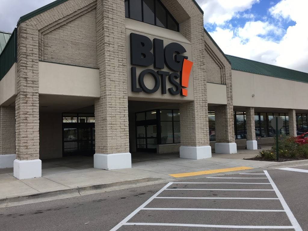 Big Lots | N78w14511 Appleton Ave, Menomonee Falls, WI 53051, USA | Phone: (262) 255-4601