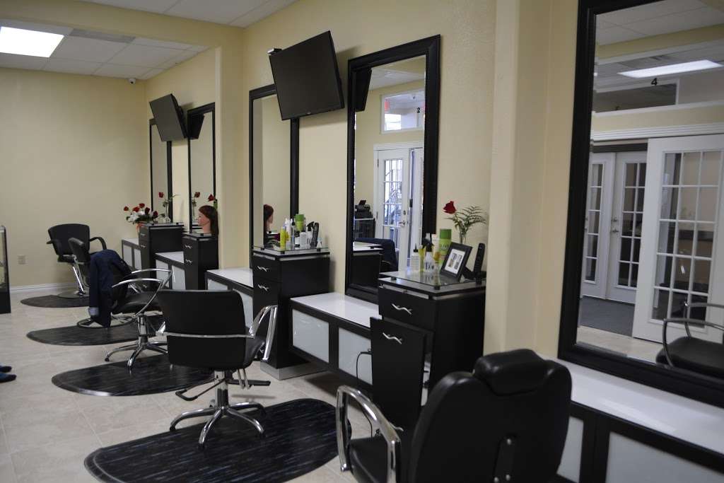 Dominican Natural Hair Salon | 4830 Hwy 6 N e, Houston, TX 77084, USA | Phone: (832) 683-4737