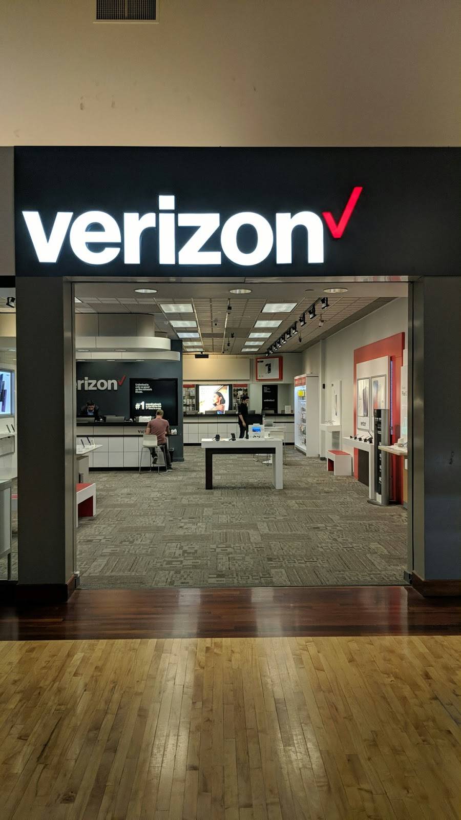 Verizon Authorized Retailer – Victra | 5000 S Arizona Mills Cir #350, Tempe, AZ 85282, USA | Phone: (480) 730-3401