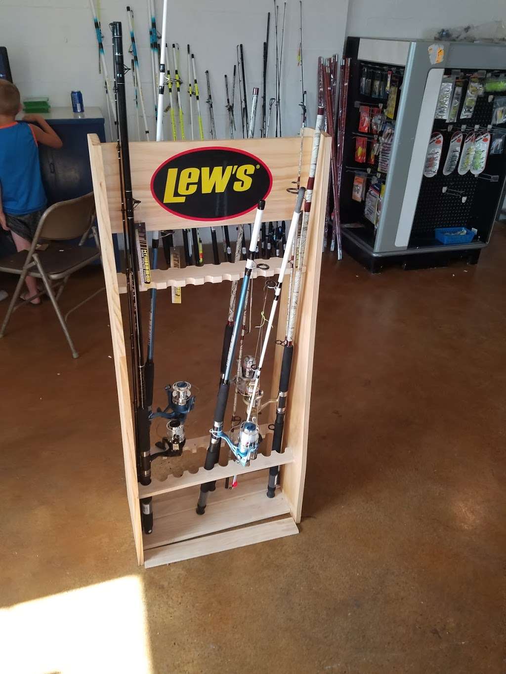 Adams Outdoors Bait, Tackle, & More! | 101 N 2nd Ave, Beech Grove, IN 46107, USA | Phone: (317) 671-9029