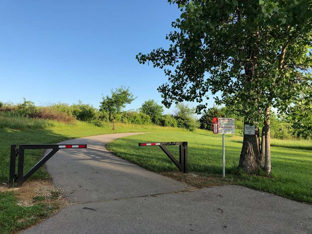 Eagles View Trailhead | Unnamed Road, Smithville, MO 64089, USA