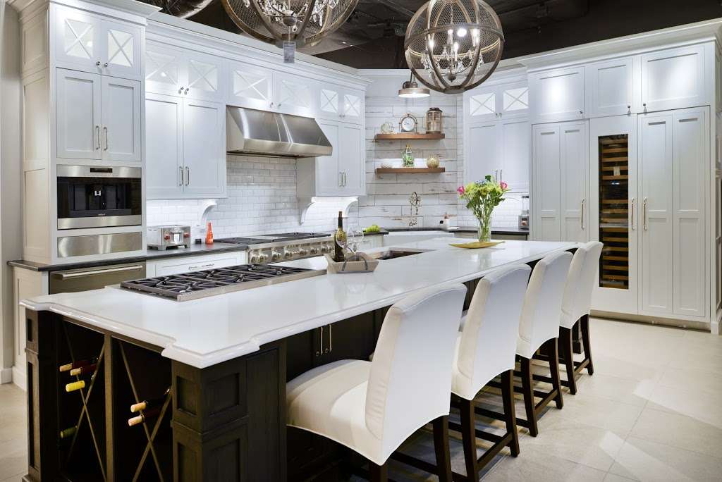 Ferguson Bath, Kitchen & Lighting Gallery | 13890 Lowe St, Chantilly, VA 20151, USA | Phone: (703) 375-5858