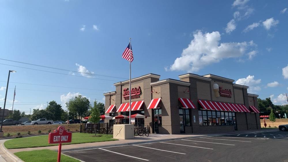 Freddys Frozen Custard & Steakburgers | 3811 Corning Pl, Charlotte, NC 28216, USA | Phone: (980) 236-7337