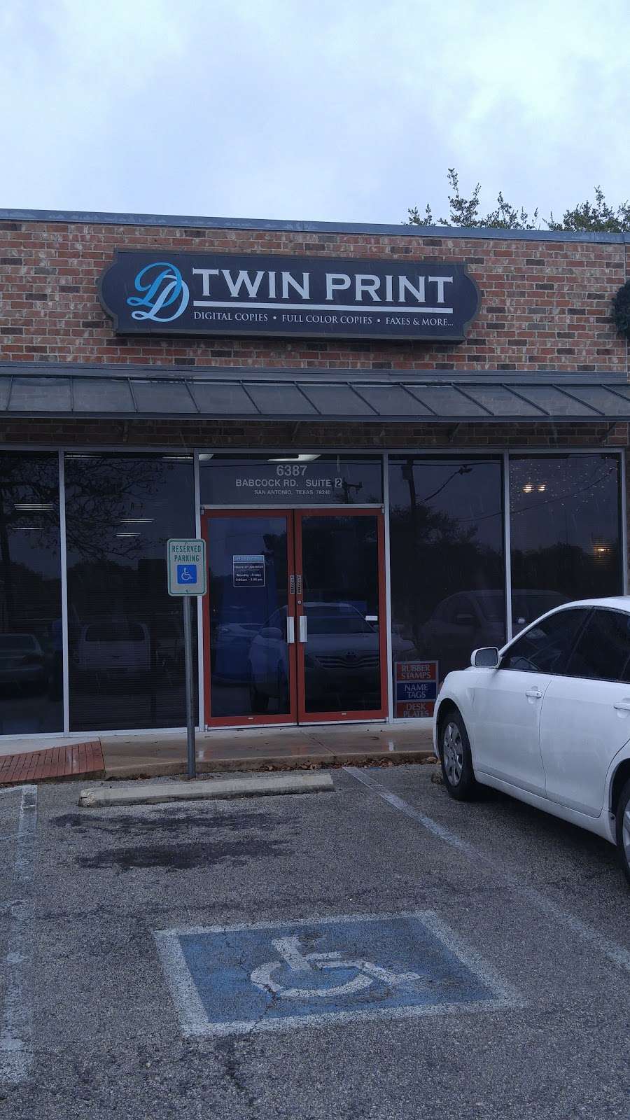 D & D Twin Print Printing | 6387 Babcock Rd, San Antonio, TX 78240, USA | Phone: (210) 647-7576