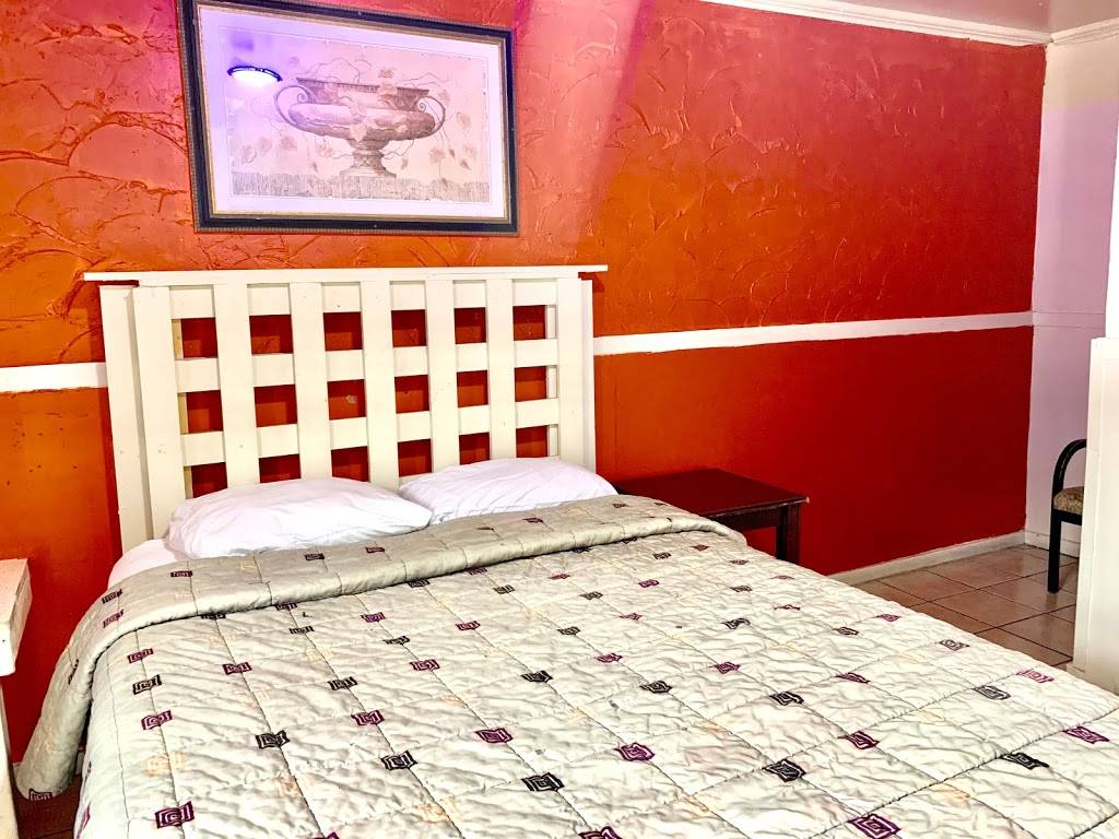 Valley Motel | 1850 Jacksboro Hwy, Fort Worth, TX 76114, USA | Phone: (817) 624-4622