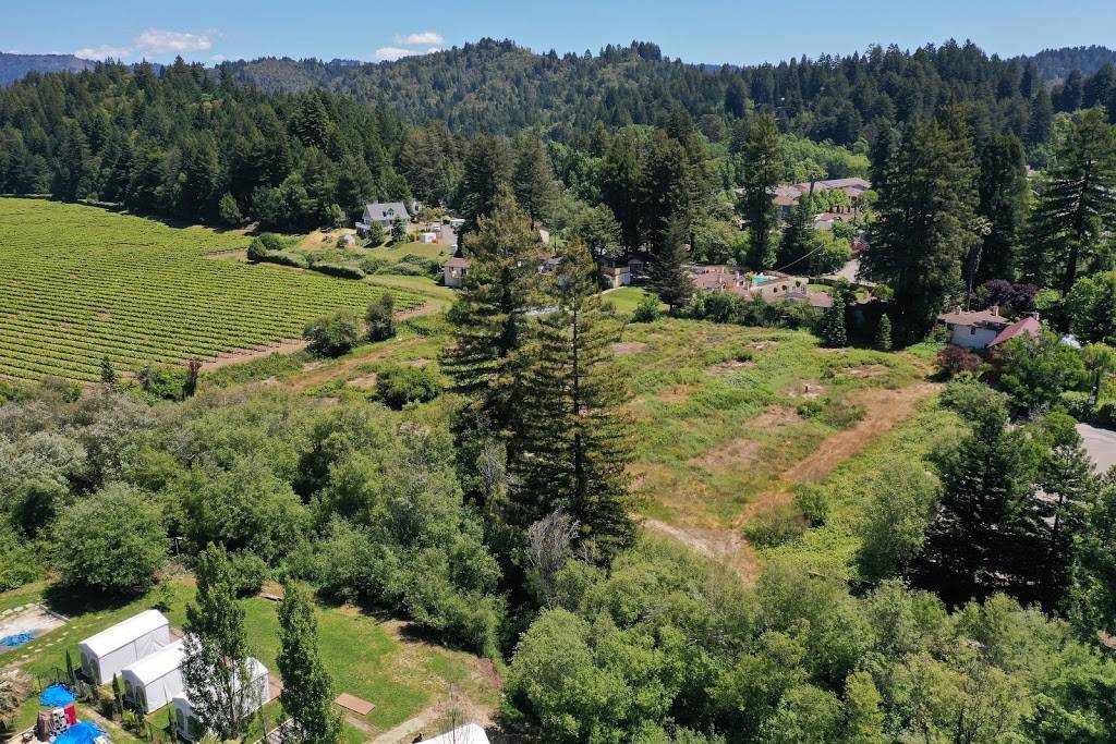 Surrey Resort and Gym | 16590 CA-116, Guerneville, CA 95446, USA