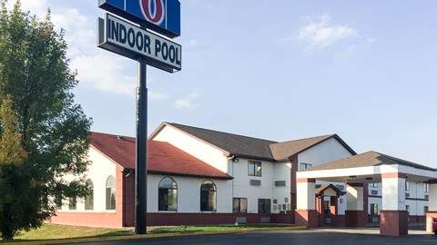 Motel 6 Franklin IN | 188 N Lovers Ln, Franklin, IN 46131, USA | Phone: (317) 738-0888