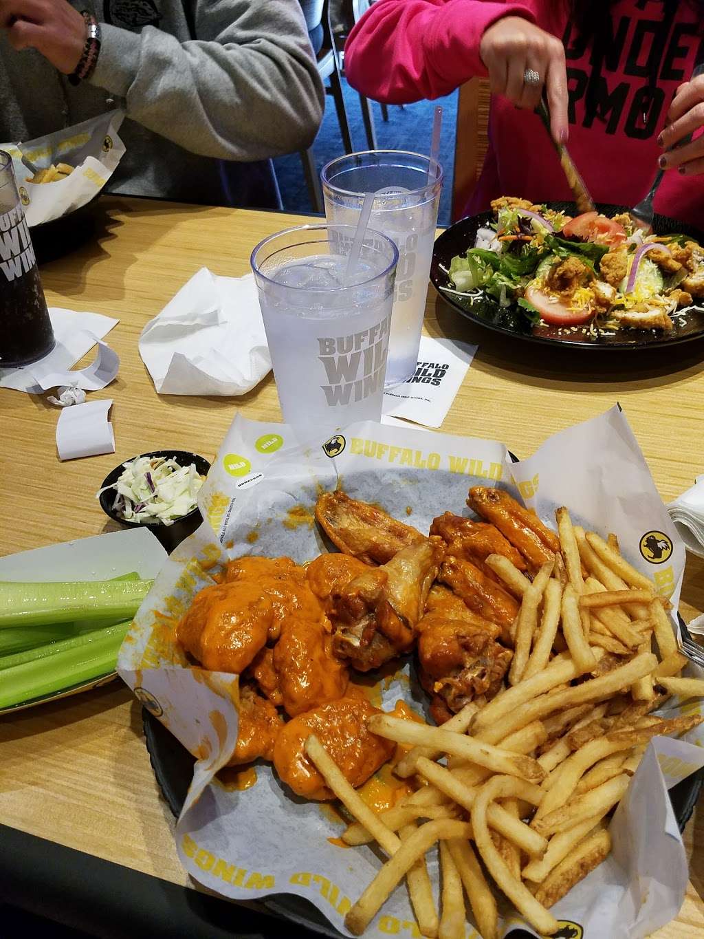 Buffalo Wild Wings | 303 Cooper Blvd Ste. A, Warrensburg, MO 64093, USA | Phone: (660) 422-3369