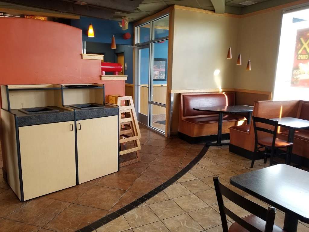 Taco Bueno | 10932 Stadium Dr, Kansas City, KS 66111, USA | Phone: (913) 328-1025