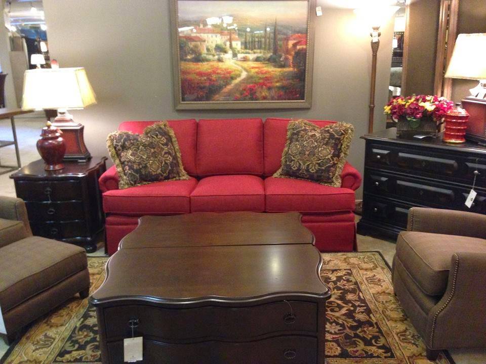 Hortons Furniture | 10915 W Kellogg Ave, Wichita, KS 67209, USA | Phone: (316) 722-5090