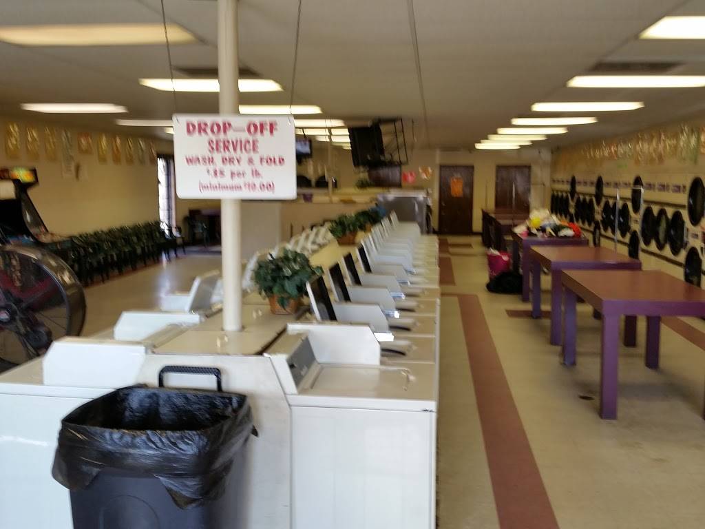 Day & Night Coin-Op Laundry | 4302 Winchester Rd, Memphis, TN 38118, USA | Phone: (901) 651-6072