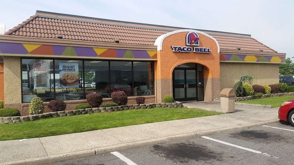 Taco Bell | 2020 Tonnelle Ave, North Bergen, NJ 07047, USA | Phone: (201) 422-9666