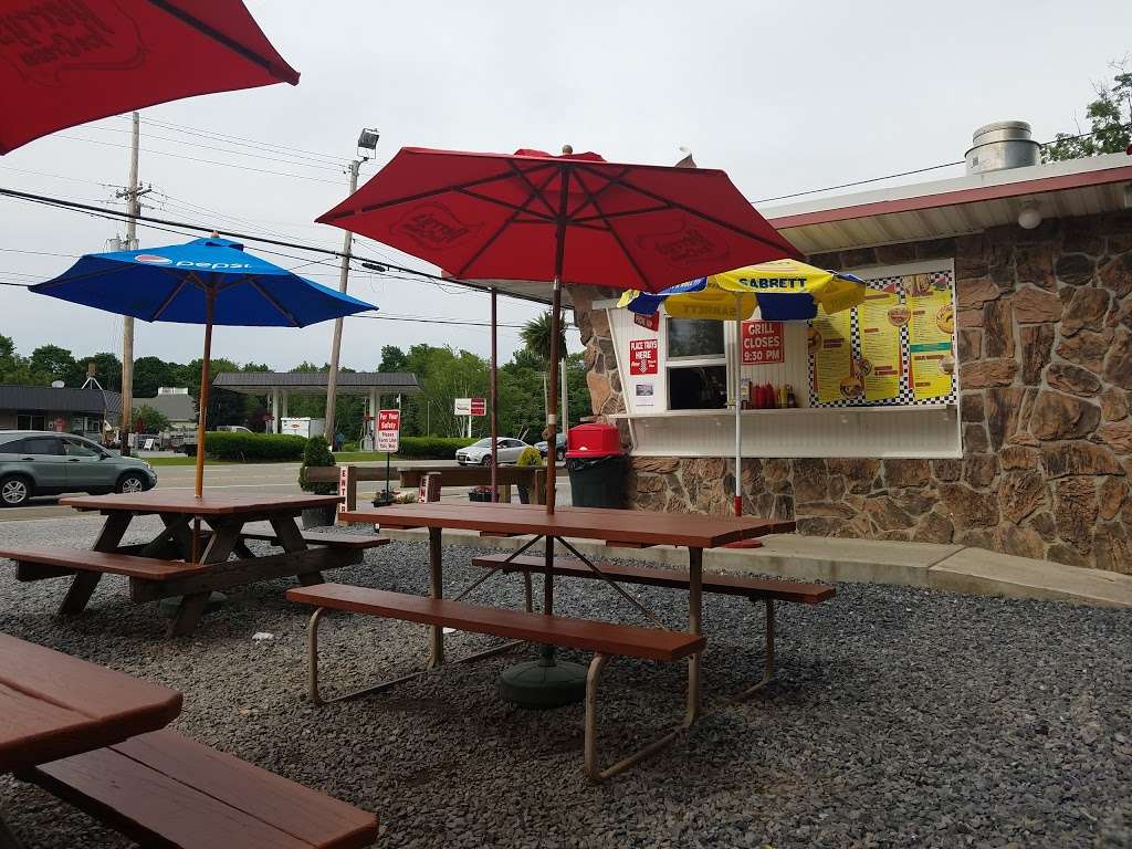 Joes Dairy Bar and Grill | 550 NY-82, Hopewell Junction, NY 12533, USA | Phone: (845) 221-0488