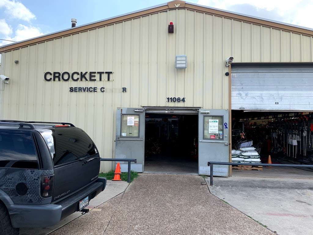 Crockett Service Center | 11064 Harry Hines Blvd, Dallas, TX 75229, USA | Phone: (972) 243-3933