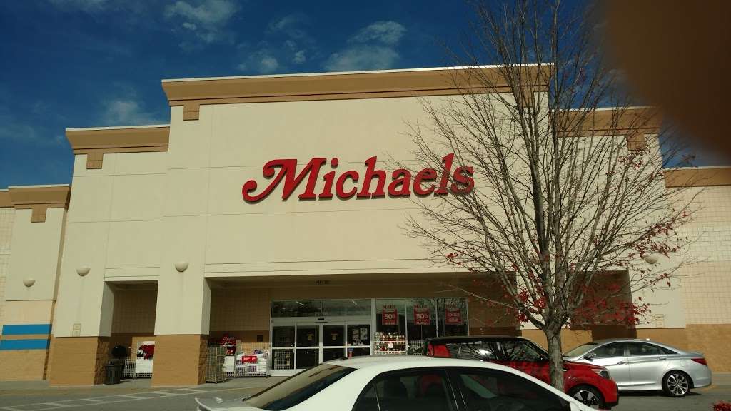 Michaels | 2195 US Hwy 70 SE, Hickory, NC 28602, USA | Phone: (828) 261-0231