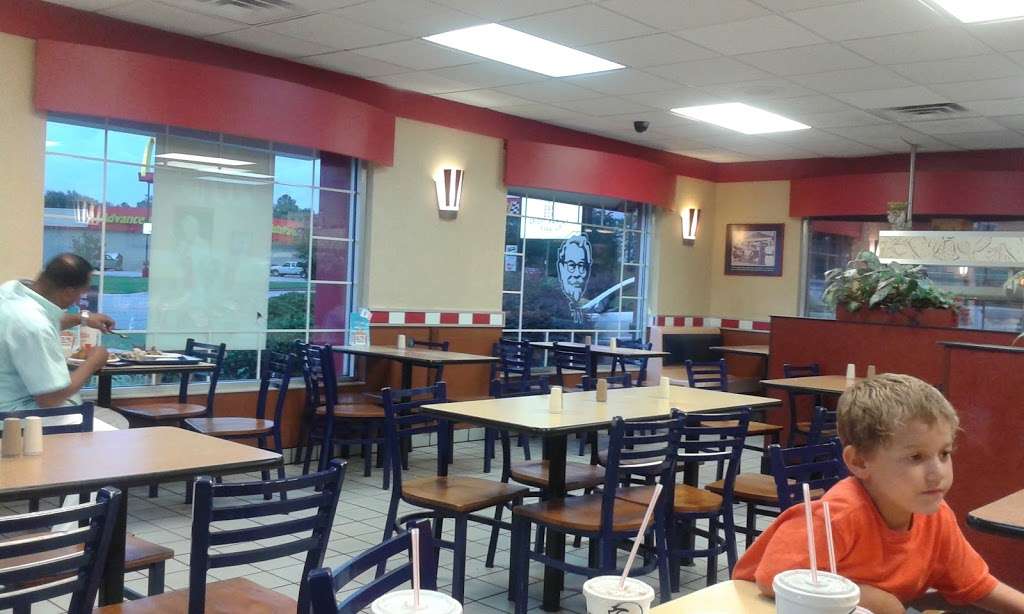 KFC | 206 S. Van L, Van Lingle Mungo Blvd, Pageland, SC 29728, USA | Phone: (843) 672-5700