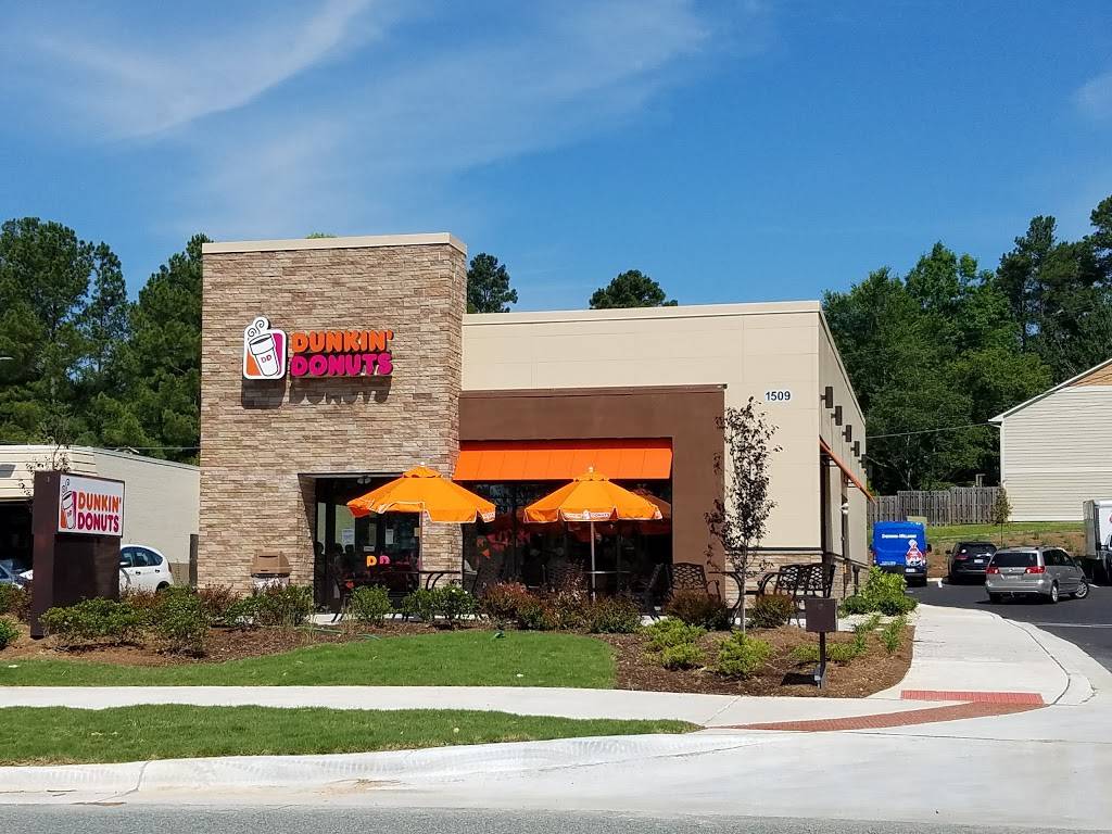 Dunkin | 1509 E Franklin St, Chapel Hill, NC 27514, USA | Phone: (919) 530-0053