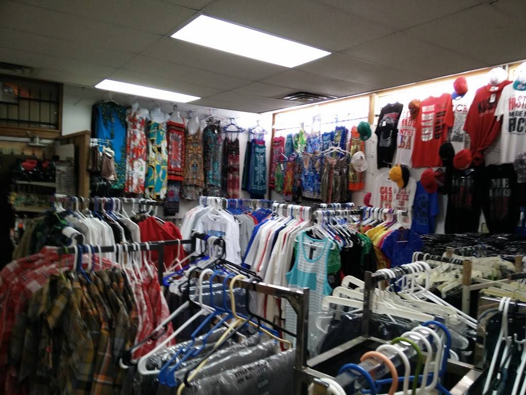 Mars Mart | 1802 E 13th St N #600, Wichita, KS 67214, USA | Phone: (316) 264-3740