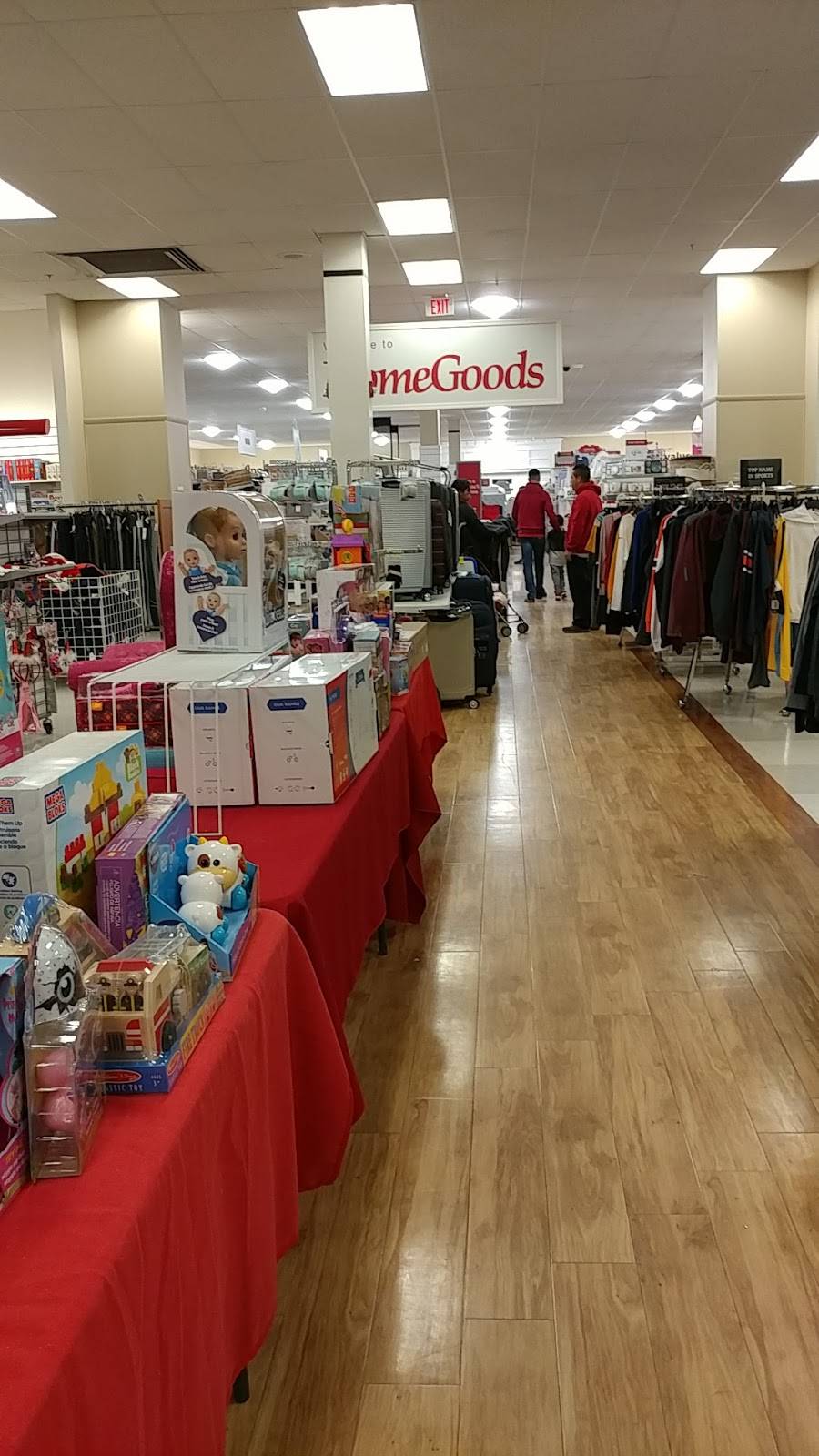 T.J. Maxx & HomeGoods | 10456 Town Center Dr, Westminster, CO 80021, USA | Phone: (303) 466-7324