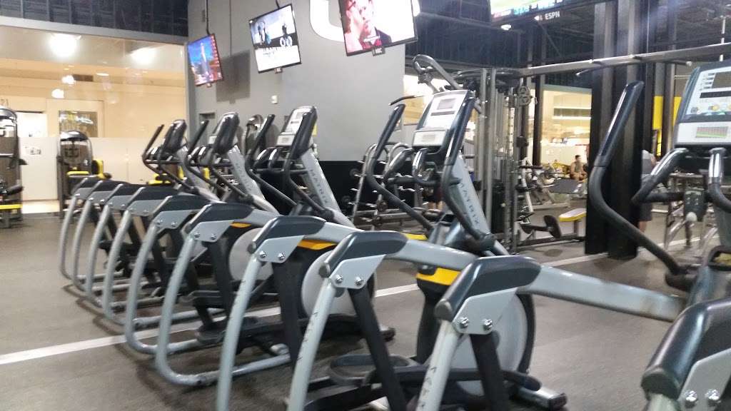 Chuze Fitness | 1025 Westminster Mall, Westminster, CA 92683, USA | Phone: (714) 892-9100