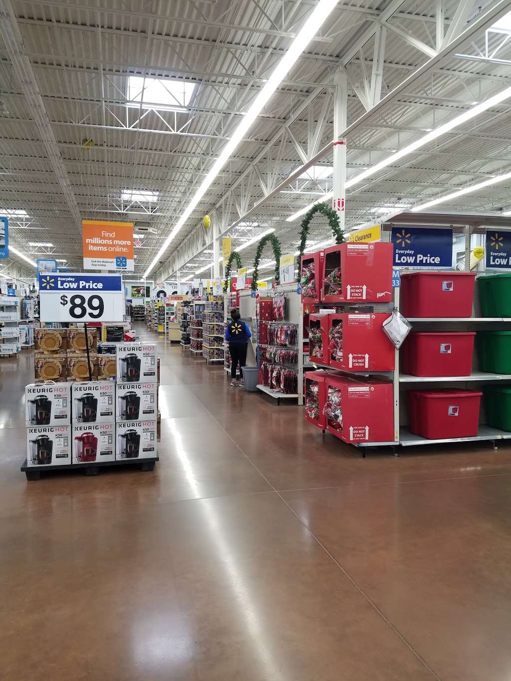 Walmart Supercenter | 1706 W Reynolds St, Pontiac, IL 61764, USA | Phone: (815) 844-3600