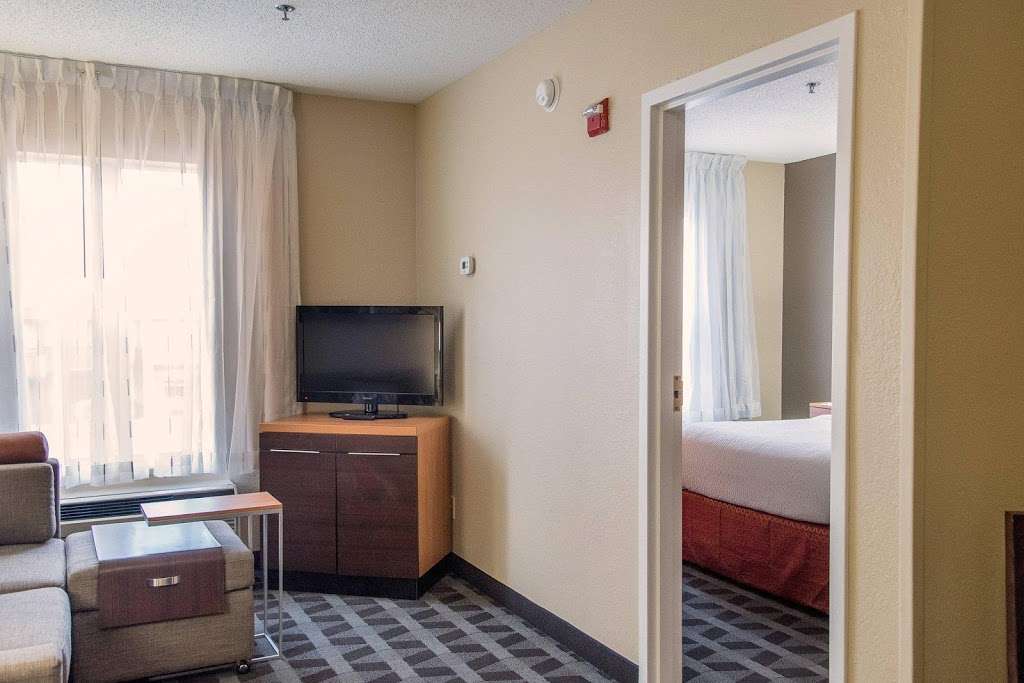 TownePlace Suites by Marriott Lafayette | 163 Frontage Rd, Lafayette, IN 47905, USA | Phone: (765) 446-8668