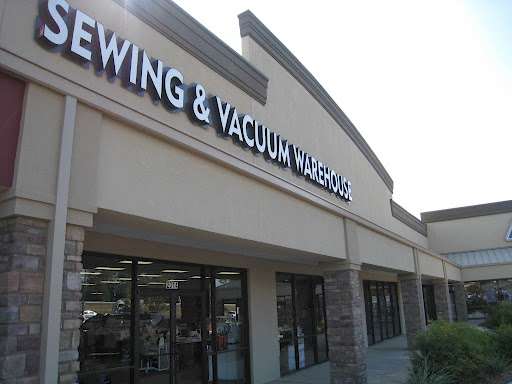 Sewing & Vacuum Warehouse | 2018-B Interstate 45 N, Conroe, TX 77301, USA | Phone: (281) 469-5377